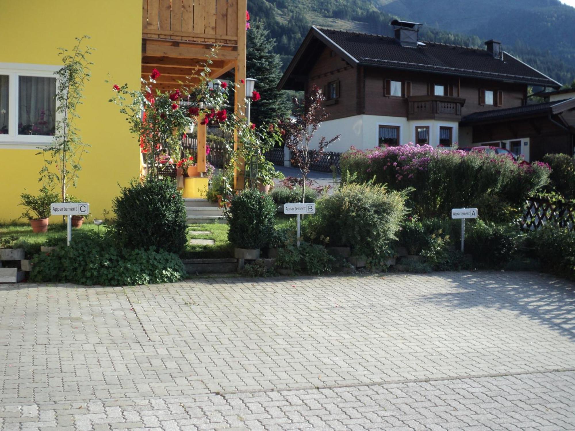 Apartmenthaus Gotthardt カプルーン エクステリア 写真