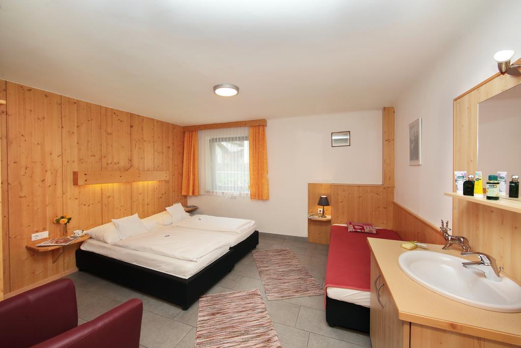 Apartmenthaus Gotthardt カプルーン エクステリア 写真