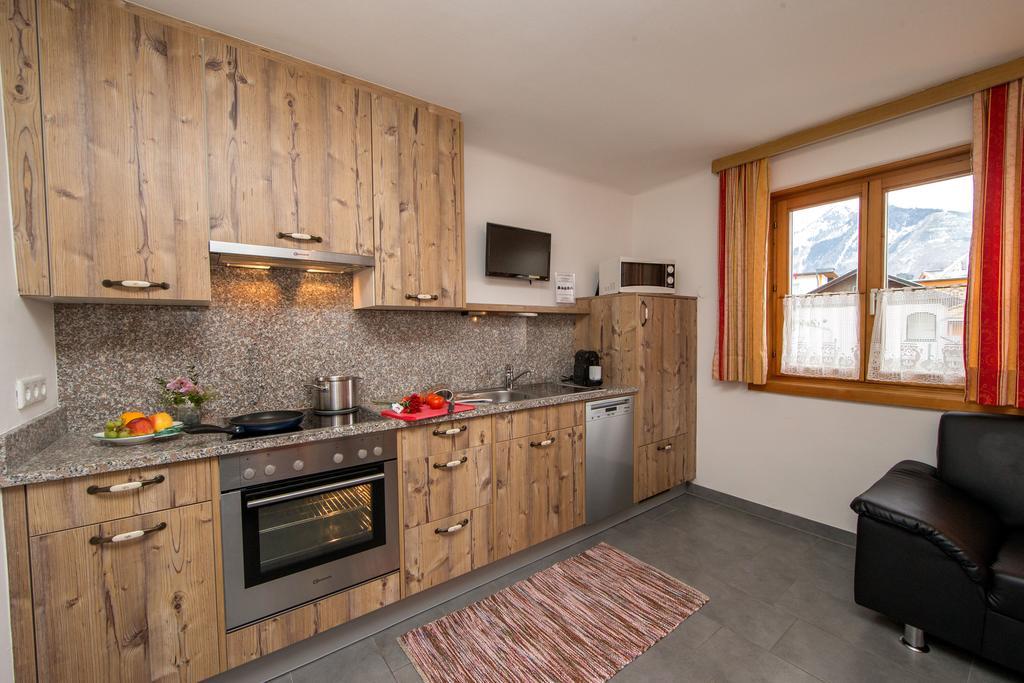 Apartmenthaus Gotthardt カプルーン エクステリア 写真